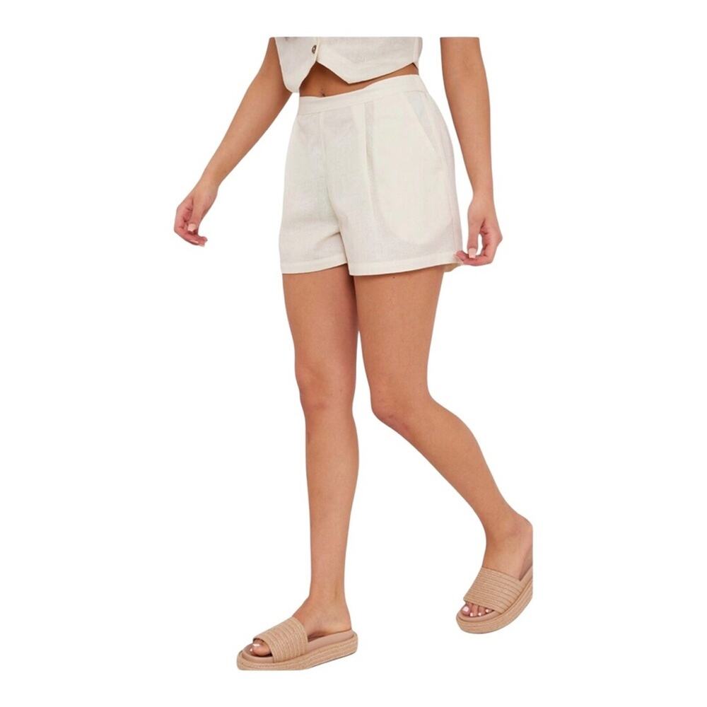 Pretty Little Thing Linen Look Floaty Pleated Shorts Off White High Rise Size 0